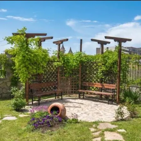 Apollo 4 The Place For Families With Children *