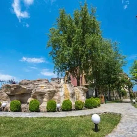 Апартаменти Apollo 4 The Place For Families With Children *